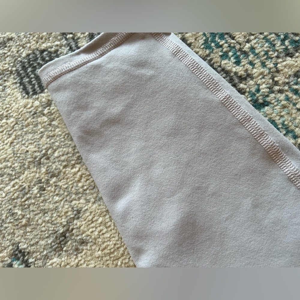 ALO High-Waisted Leggings Light Lavender Matte Size M - Picture 4 of 4